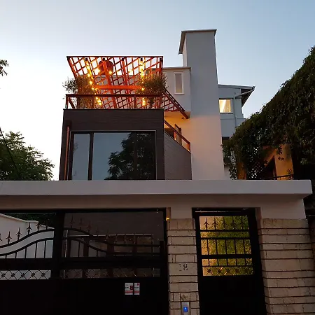 旅馆 Art 地拉那