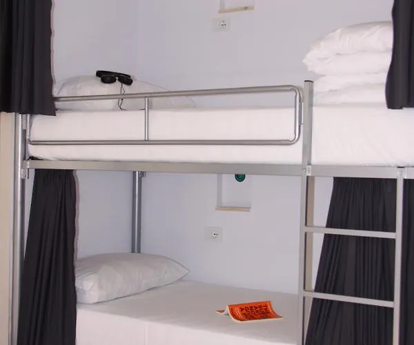 旅馆 Art 地拉那